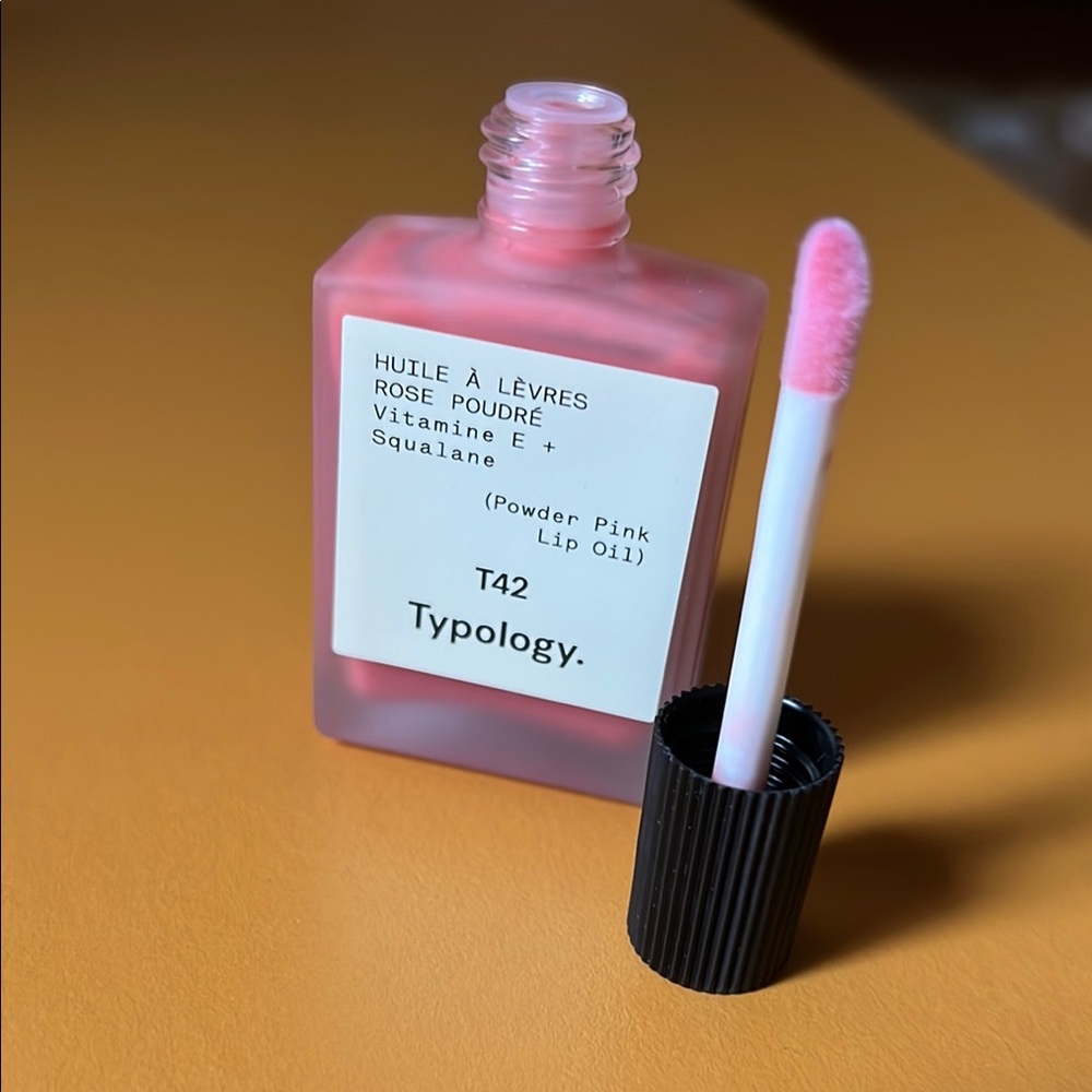 Powder Pink Lip Oil